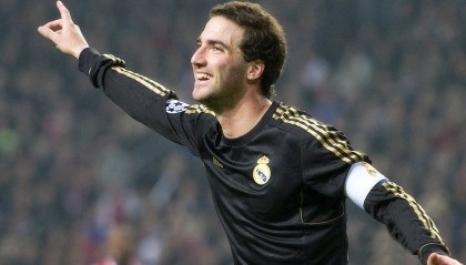 开云体育APP下载-格纳布里爆发，埃及加时取胜美国，当个人英雄主义照亮集体主义的暗夜